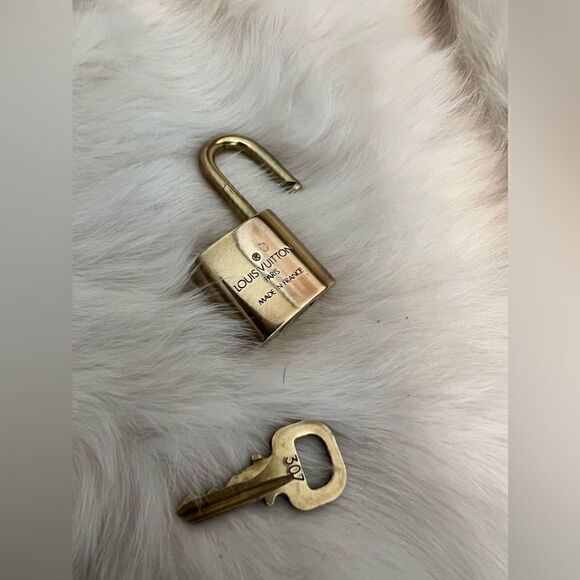 Authentic Louis Vuitton Gold Lock & KeyMatching Set (#307)